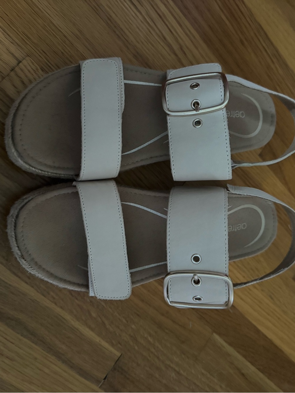 Aetrex White Dual-Buckle Espadrille Sandals